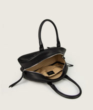 Load image into Gallery viewer, Watoji I Day Runner 28 I black I inside view, beige lining with pockets I white background