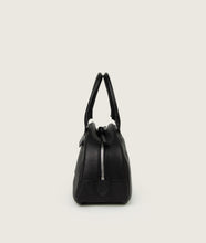Load image into Gallery viewer, Watoji I Day Runner 28 I black I from aside, zip detail I white background