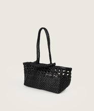 Load image into Gallery viewer, Pazar Tote Boat Wiener Geflecht Black Handwoven Leather