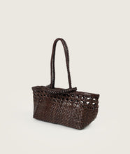 Load image into Gallery viewer, Pazar Tote Boat Wiener Geflecht Brown Handwoven Leather