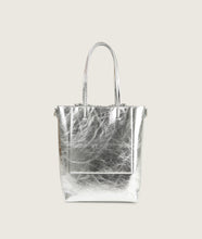 Load image into Gallery viewer, Pazar Book Tote Nano Silver Lamb Leather