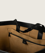 Load image into Gallery viewer, RT_XL Reinstote XL in black color, showing details and the inside of the bag, including the big laptop and zip pockets.