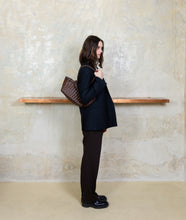 Load image into Gallery viewer, Woven I Pazar Tote Boat Handwoven I brown I from aside I woman wearing the bag over her shoulder at SAGAN Vienna Shop